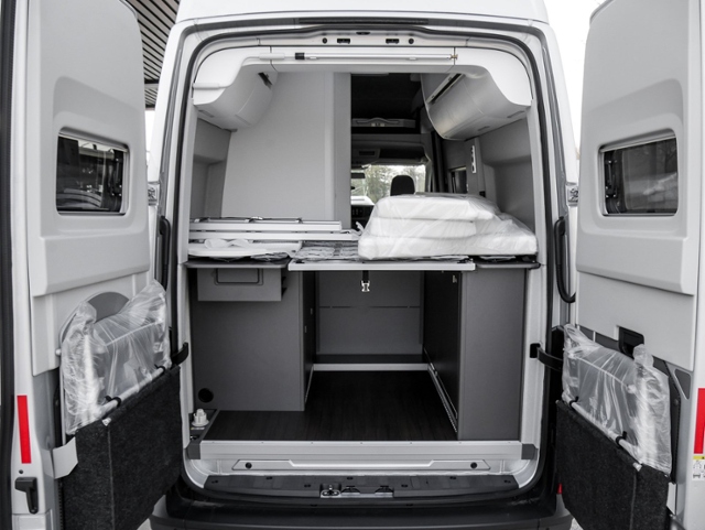 VW  Grand California
