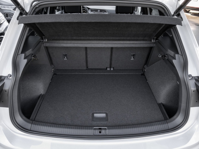 VW  Tiguan R-Line