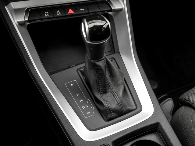 Audi  Q3 advanced