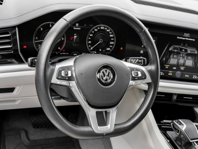 VW  Touareg V6