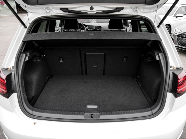 VW  Golf VII