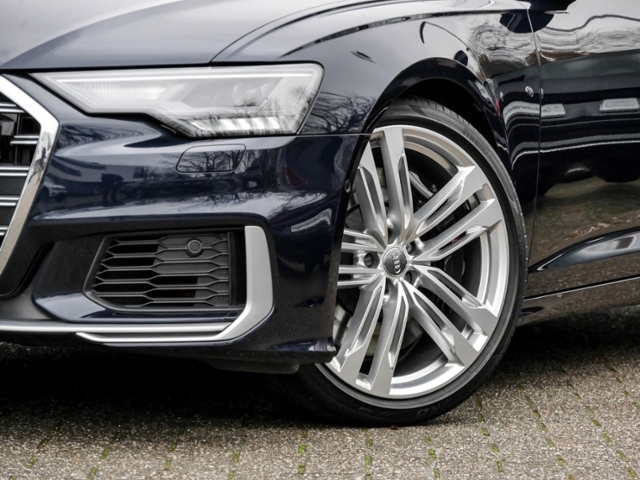 Audi  S6 Avant