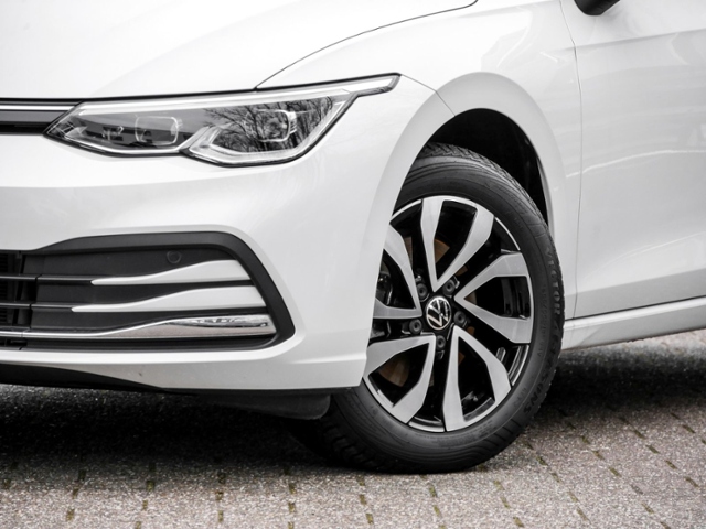 VW  Golf VIII