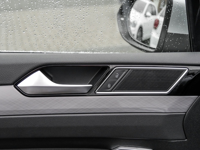 VW  Passat Variant