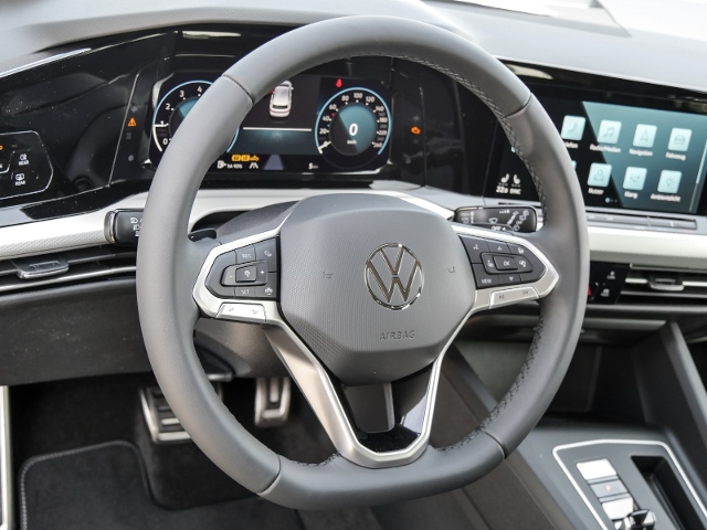 VW  Golf VIII