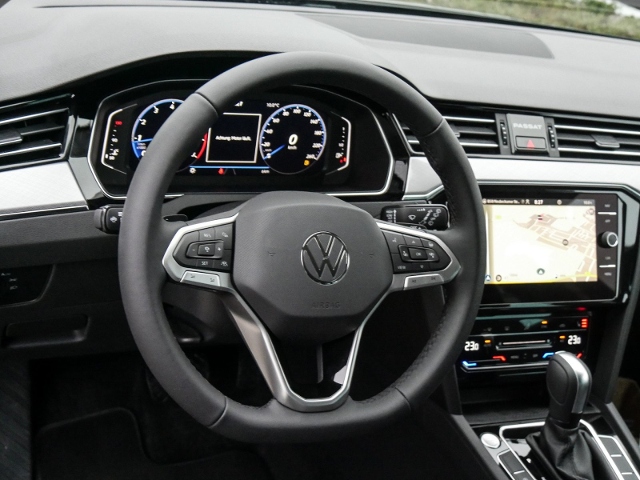 VW  Passat Variant