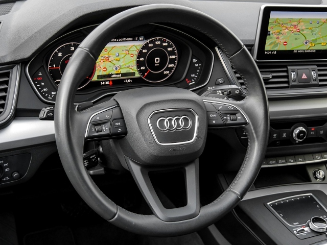 Audi  Q5 45
