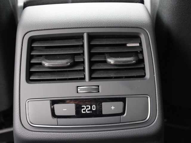 Audi A4 Avant 40 2.0 g-tron advanced LED/NAVI/ALU