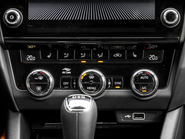 Skoda  Octavia Combi