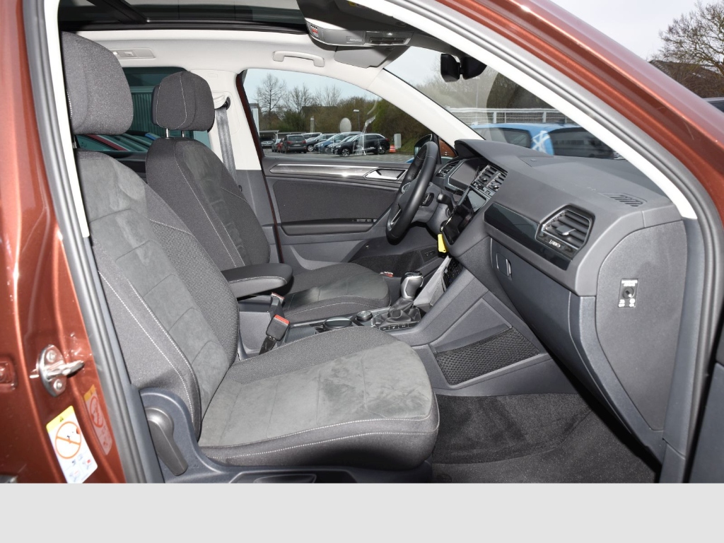 VW Tiguan Elegance 2.0 TDI DSG 4Motion AHK RFK