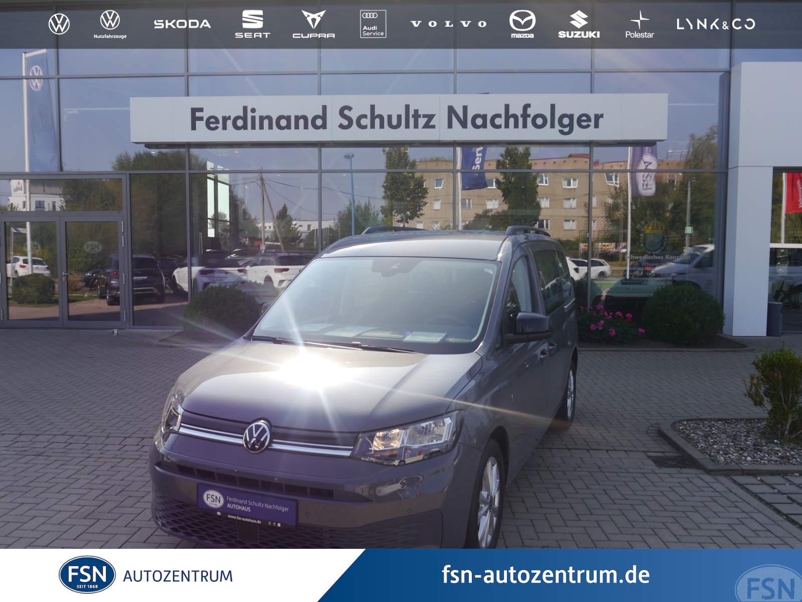 Eyecatcher Fahrzeug VW Caddy Maxi 5-Sitzer 1.5l TSI+DSG+NAVI+RFK+AHK