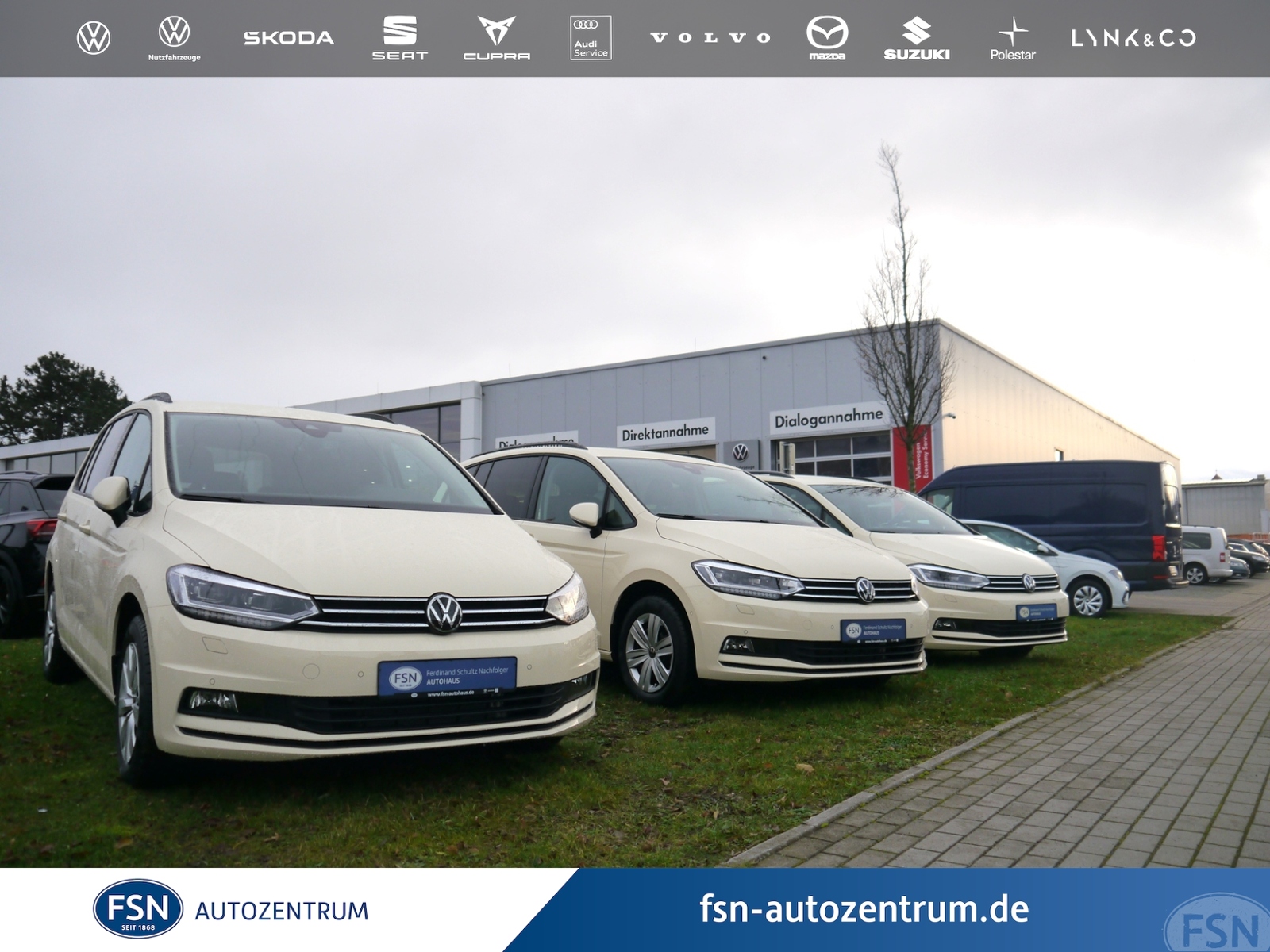 Eyecatcher Fahrzeug VW Touran TAXI  Trendline 2.0l TDI DSG+NAVI+RFK+AHK