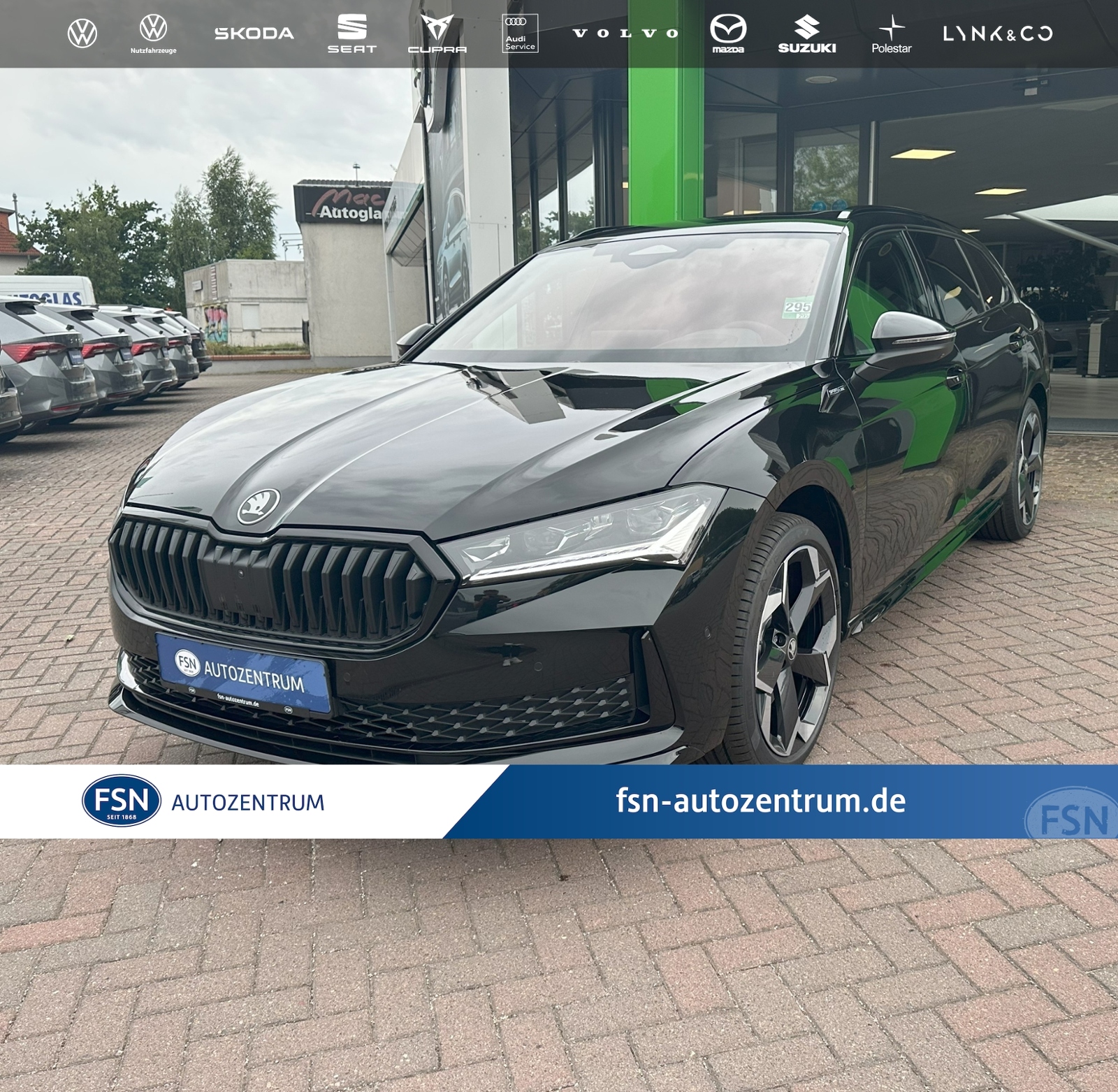 Eyecatcher Fahrzeug Skoda Superb Combi Sportline 2,0 TSI 150 kW 7-Gang-DSG MATRIX/NAVI/PANO