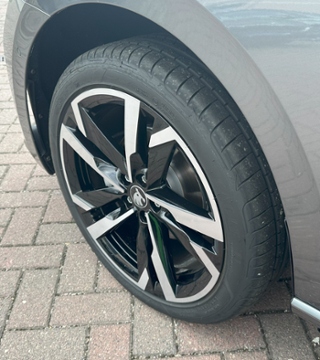 Thumbnail Fahrzeugbild Nummer 2