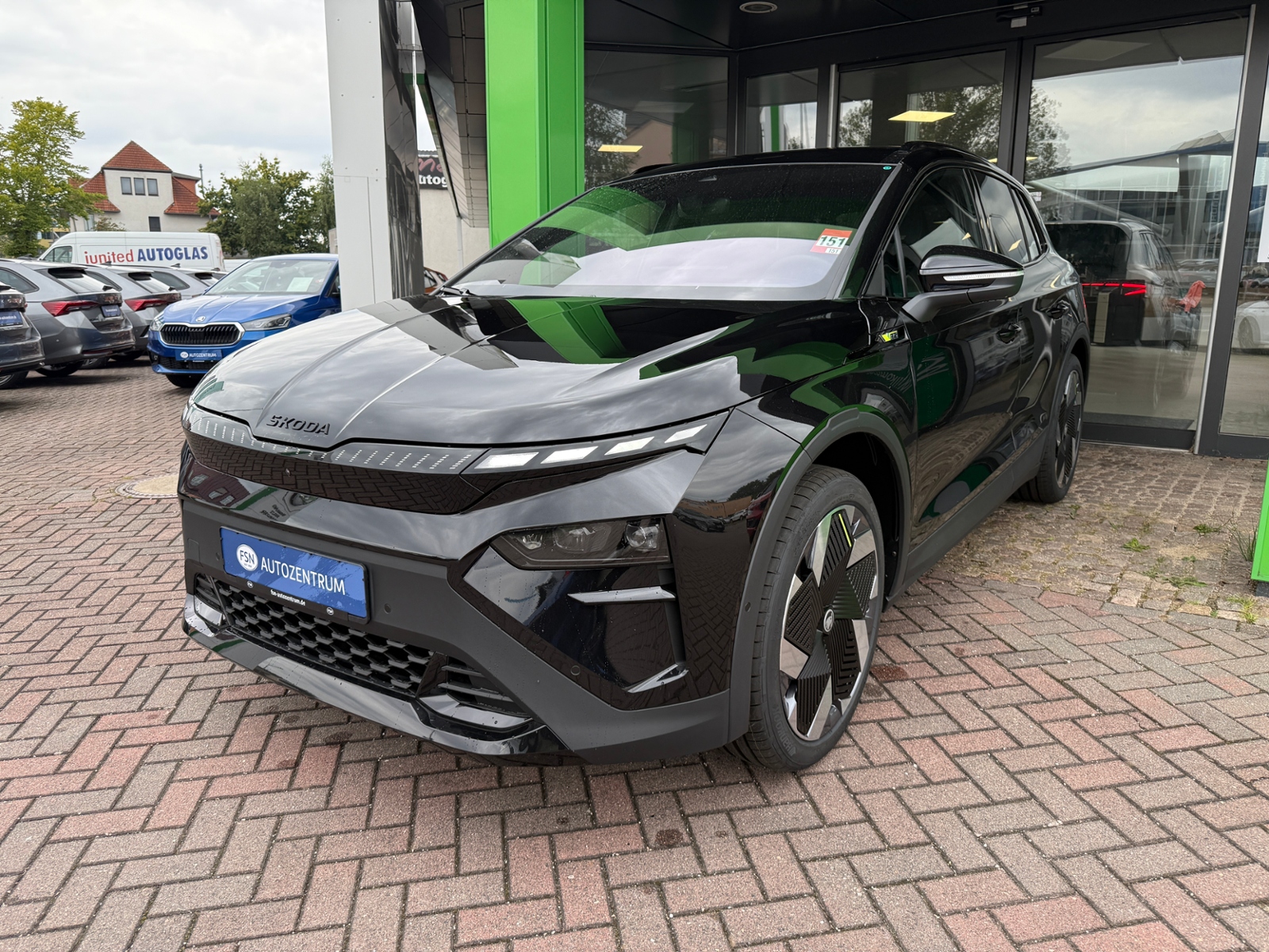 Eyecatcher Fahrzeug Skoda Elroq RS Lounge 4x4 21"/AHK/ACC/DCC/KESSY/SHZG/MATRIX-LED