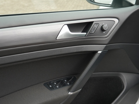 Thumbnail Fahrzeugbild Nummer 10