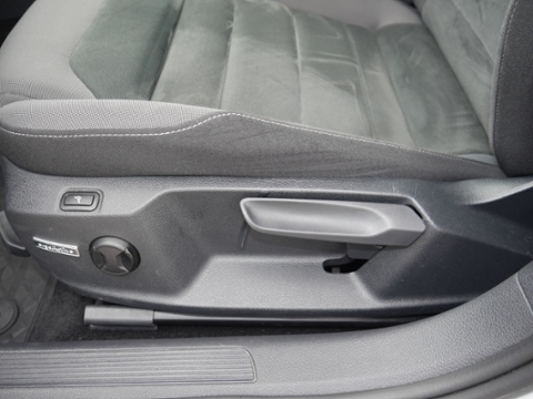 Thumbnail Fahrzeugbild Nummer 11