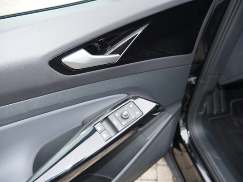 Thumbnail Fahrzeugbild Nummer 9