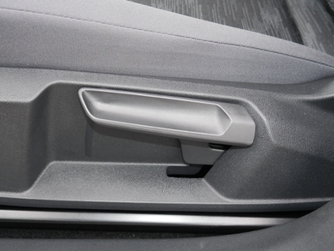 Thumbnail Fahrzeugbild Nummer 11