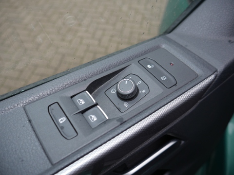 Thumbnail Fahrzeugbild Nummer 12