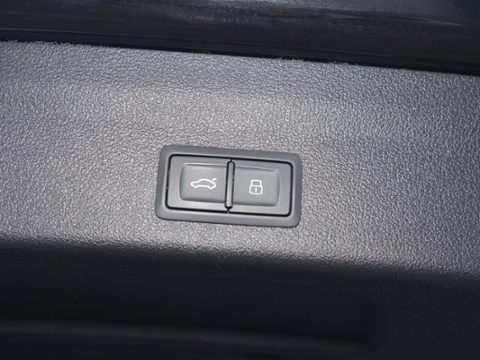 Thumbnail Fahrzeugbild Nummer 16