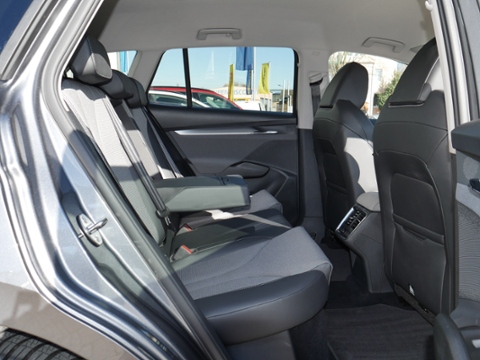 Thumbnail Fahrzeugbild Nummer 4