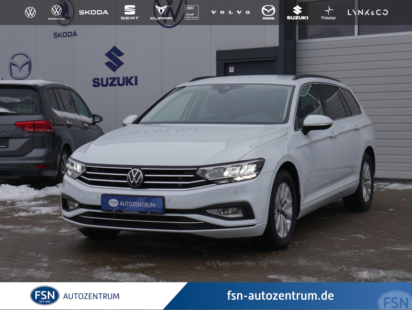 Eyecatcher Fahrzeug VW Passat Variant 2.0 TDI Business DSG AHK NAVI ACC RFK SITZHZG HUD LED MFL APP LMF AID