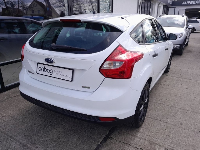 Ford Focus 1.0 EcoBoost Start-Stopp-System Ambiente